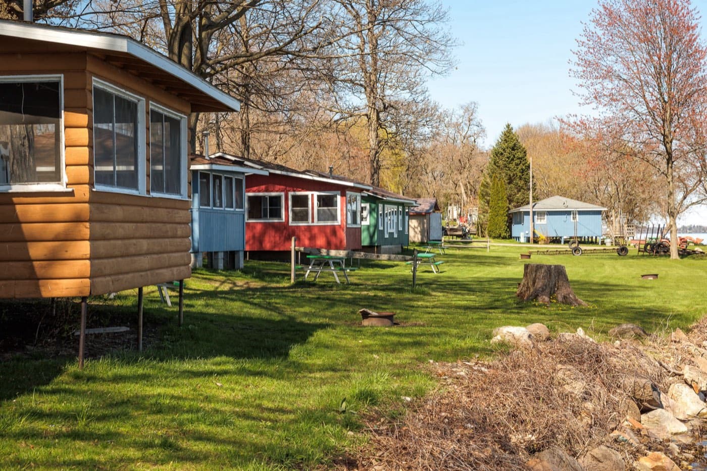Cottages along the shore at McLear's